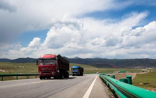 一带一路:中吉乌国际道路货运试运行圆满成功